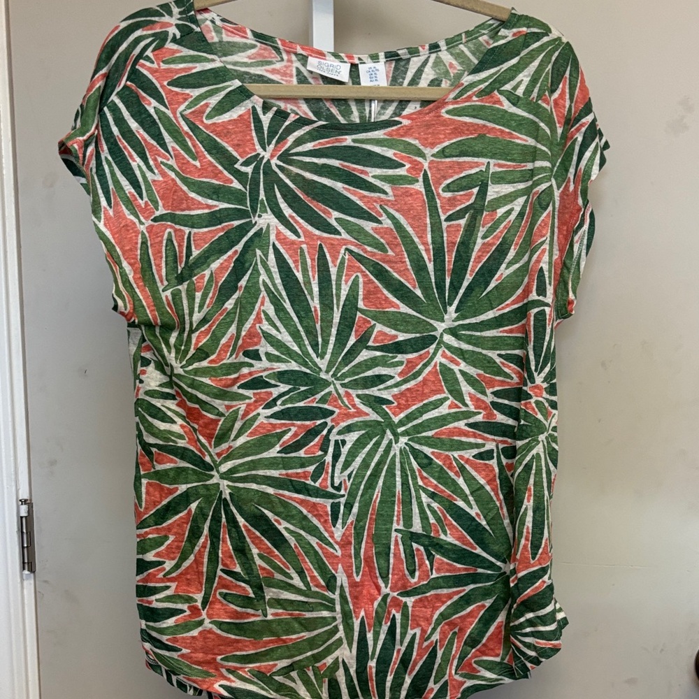 NWT Sigrid Olsen Green and Red Leaf Print Blouse